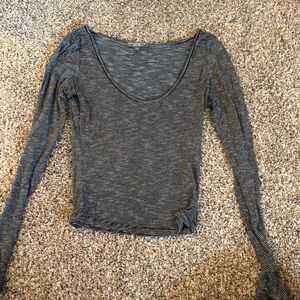 AEO cropped long sleeve shirt